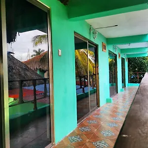 El Refugio Inn Bacalar